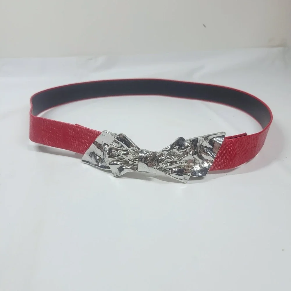VTG 1986 Mimi Di N Molten Silver Bow Belt Red Lizard Faux Leather Statement